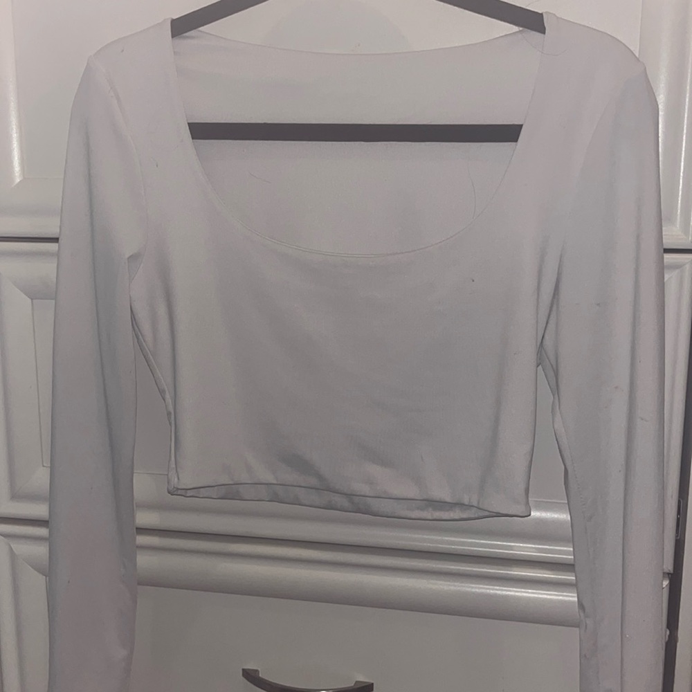 White cropped long sleeve tee